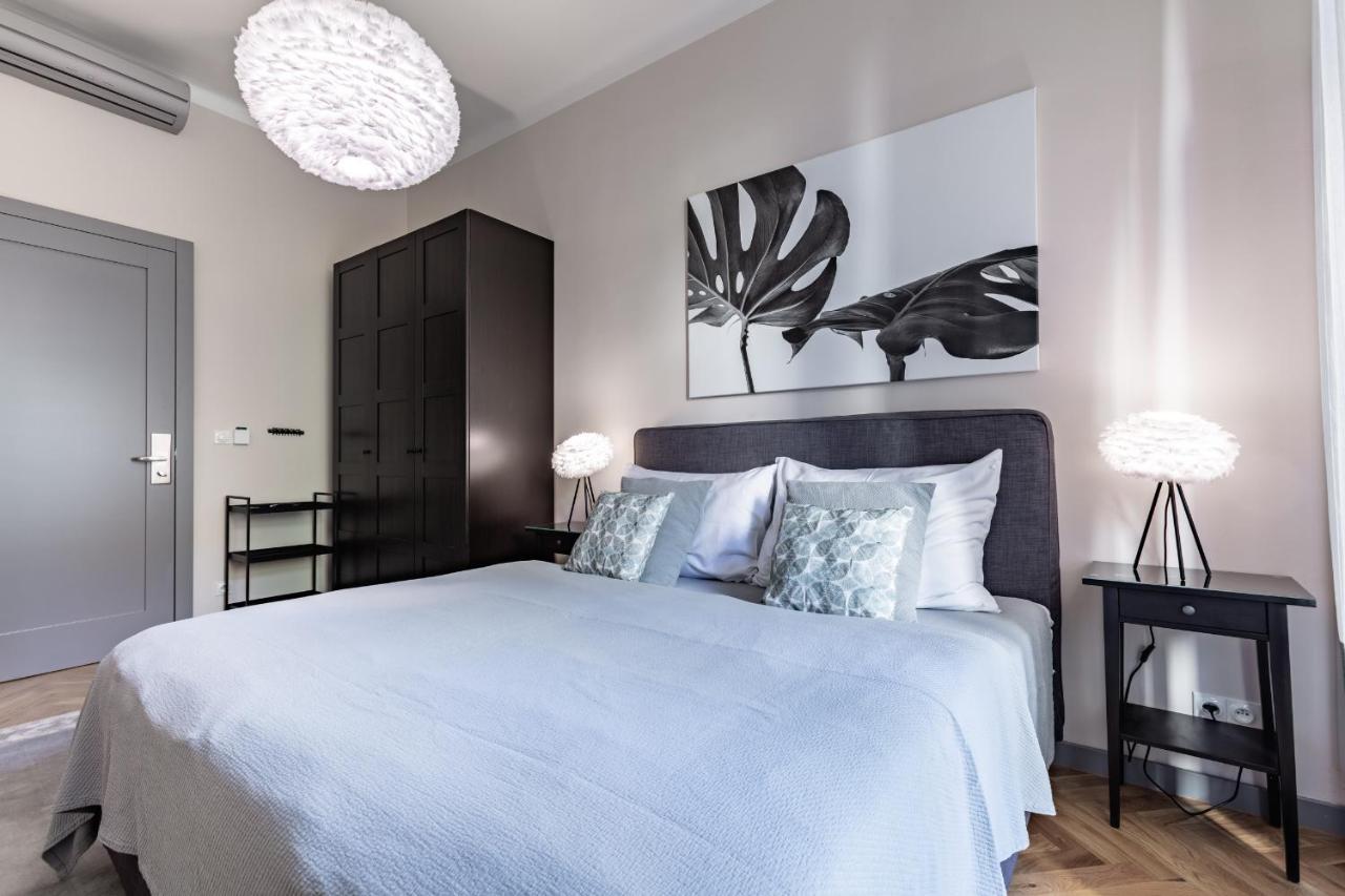 Garden Suites Residence By Tkc Prague Ngoại thất bức ảnh