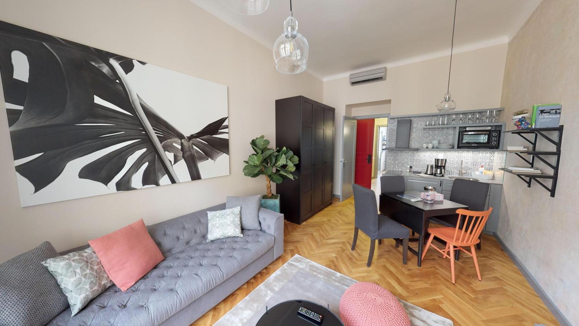 Garden Suites Residence By Tkc Prague Ngoại thất bức ảnh