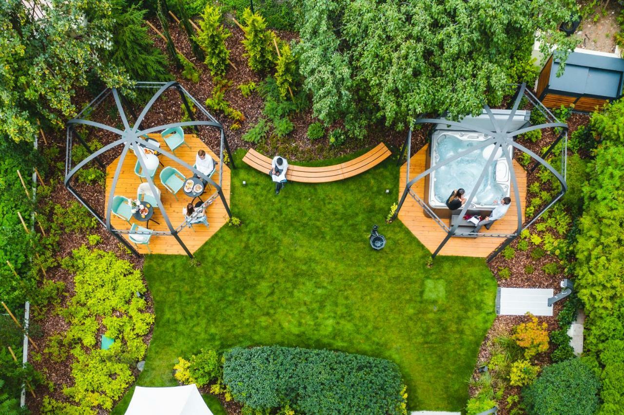 Garden Suites Residence By Tkc Prague Ngoại thất bức ảnh